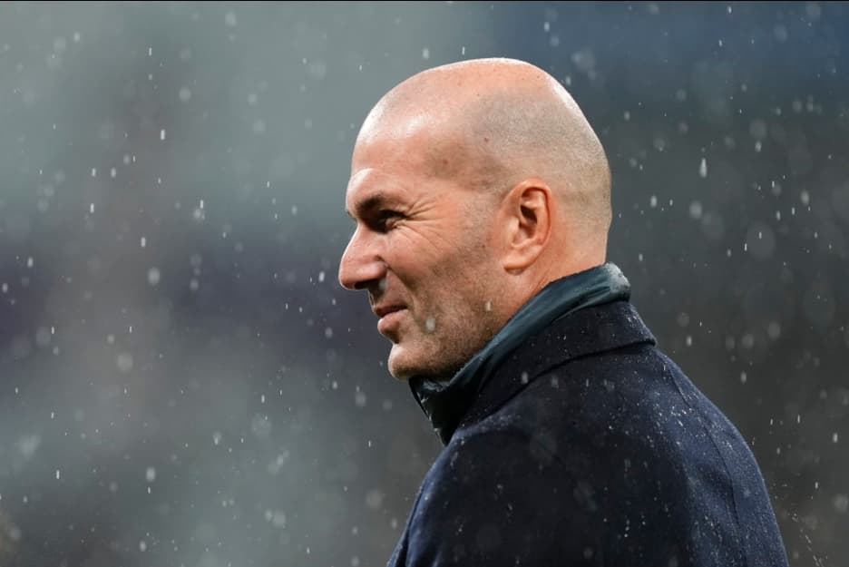 Zidane acerta com a França para assumir após a Copa de 2026