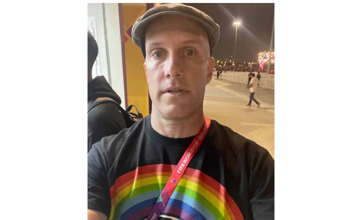 Grant Wahl, no dia em que foi detido por causa da roupa que usava
