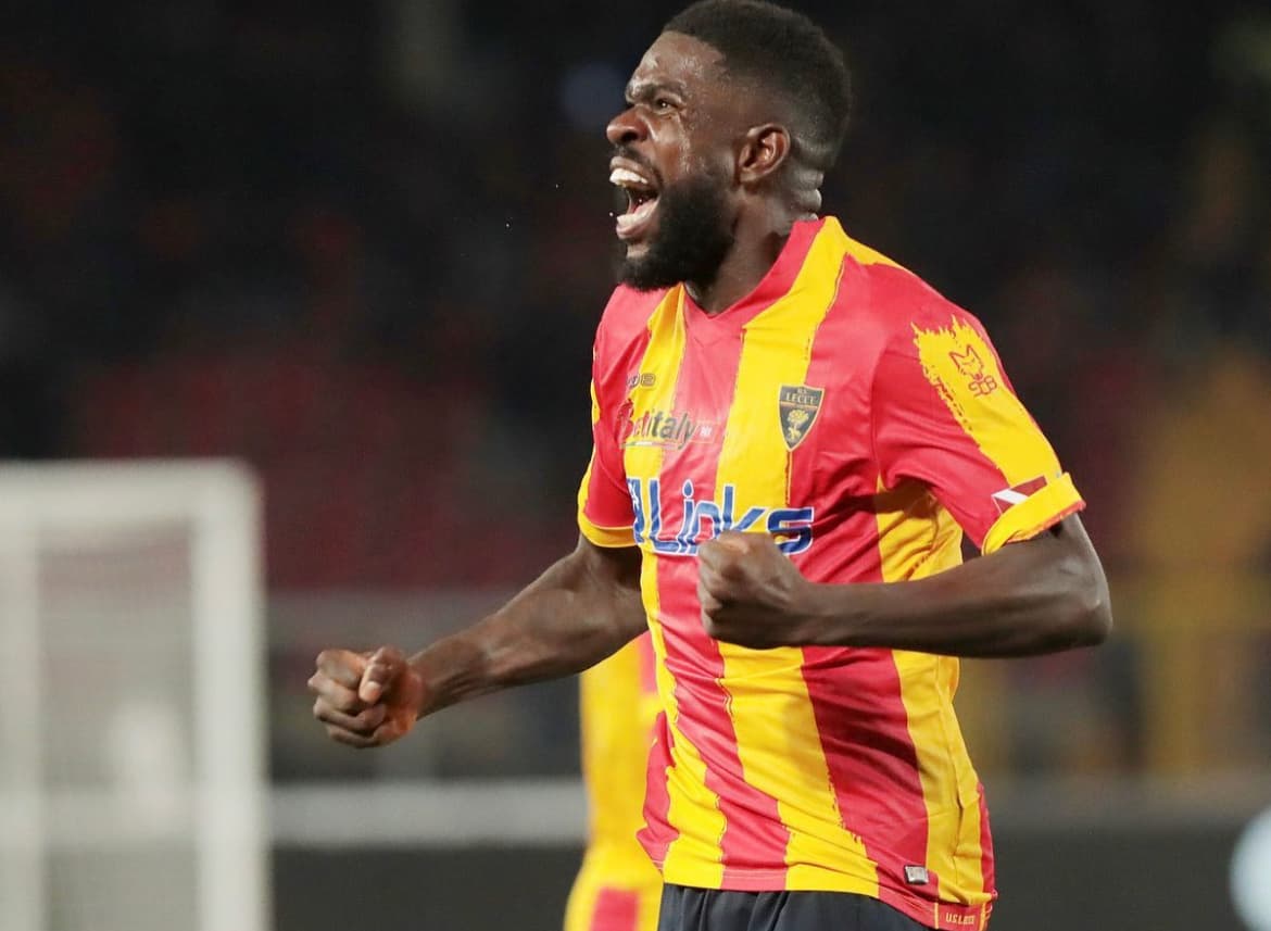 Umtiti, zagueiro da Lecce, sofreu racismo contra a Lazio -