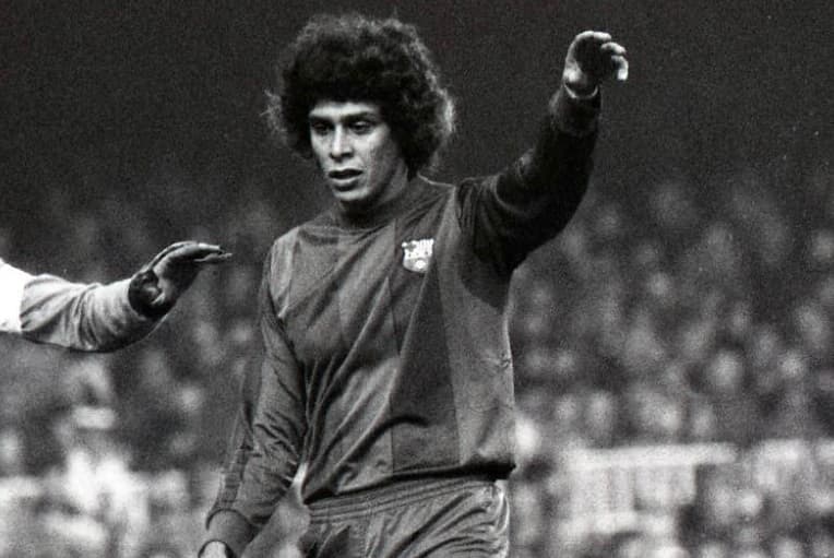 Roberto Dinamite no Barcelona durante a temporada 1979/1980