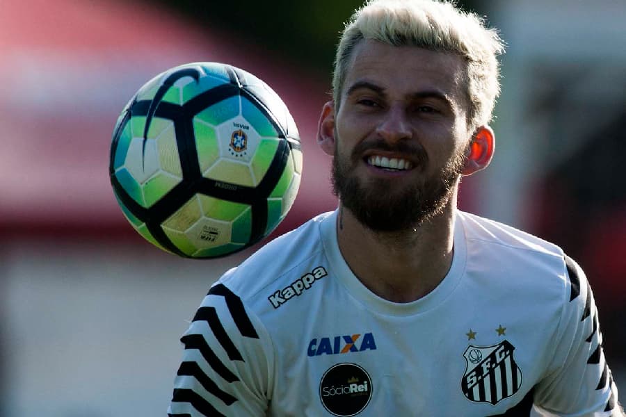 Lucas Lima: 201 jogos, 19 gols e 30 assistências pelo Santos -