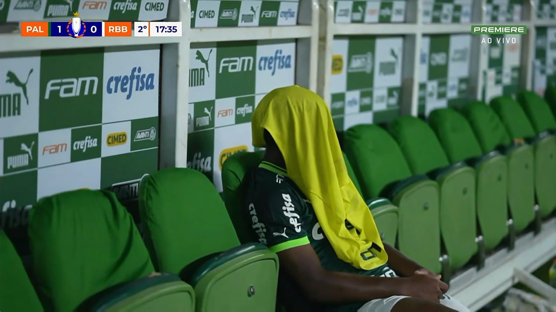 Endrick chorou ao sair contra o Bragantino -