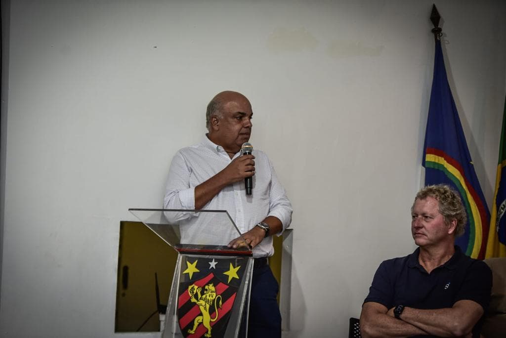 O presidente do Sport, Yuri Romão, e Rodolfo Riechert, CEO da Genial Investimentos