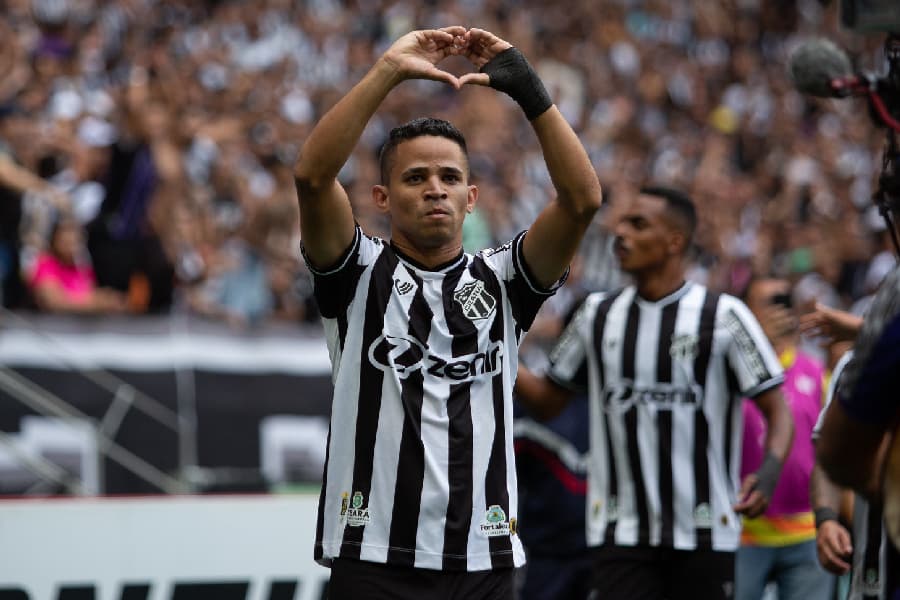 Camisa 11 já marcou oito gols em 2023