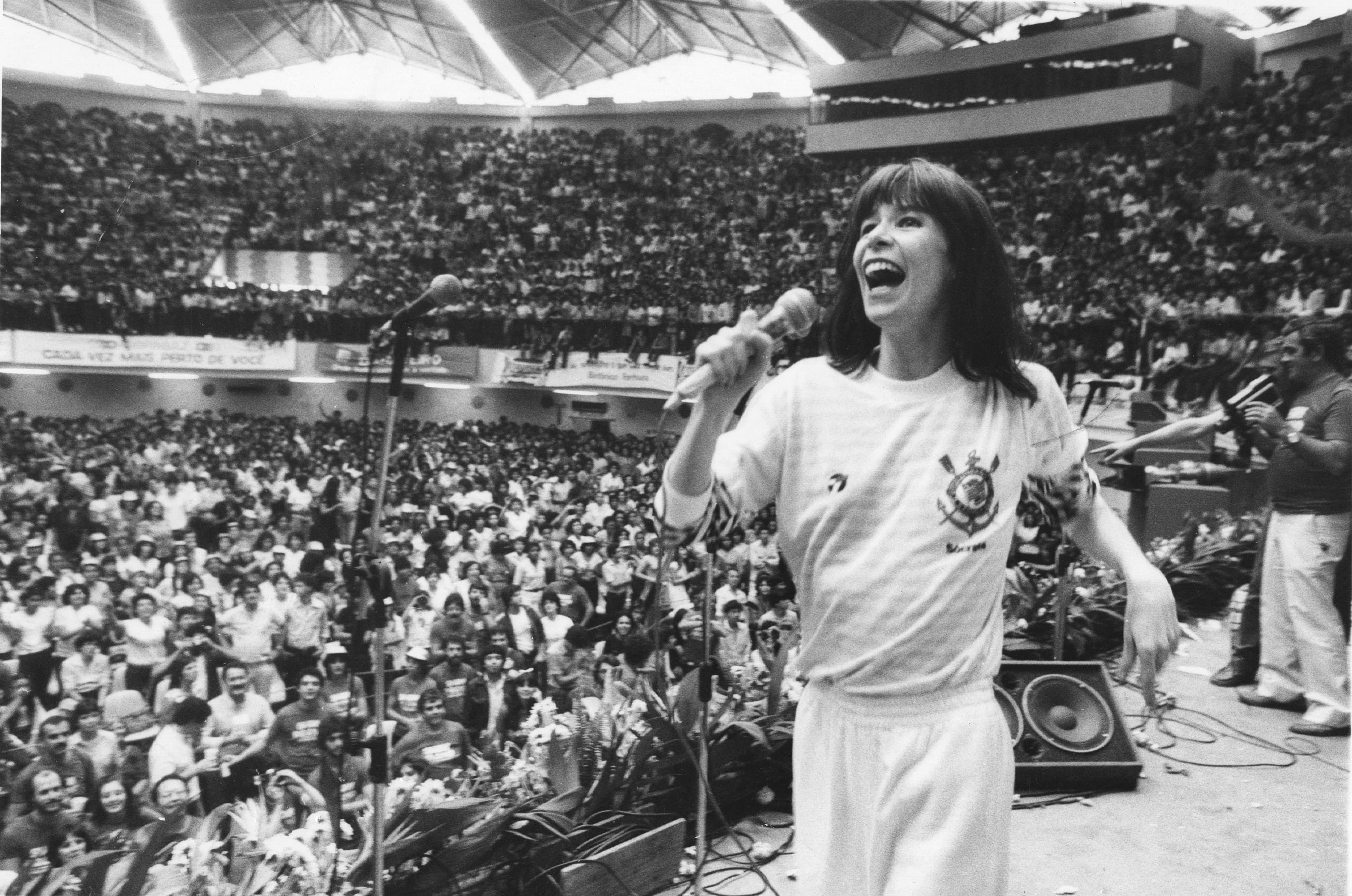 Rita Lee durante show no Ginásio da Portuguesa