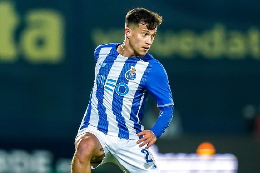 Otávio fez sete gols e deu 13 assistências na última temporada - FC Porto/Divulgação