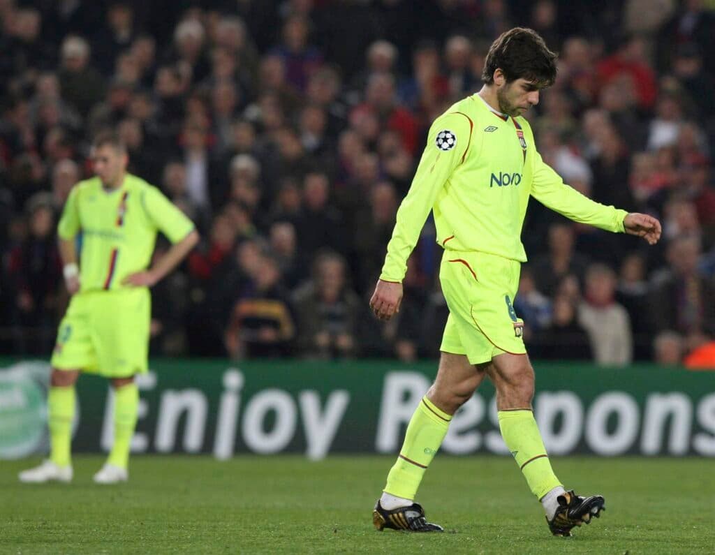 Juninho Pernambucano conquistou a França e virou ídolo do Lyon - EFE/Albert Olivé