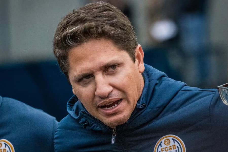 Edmílson é presidente do clube Ska Brasil - Divulgação/Futebol Clube Ska Brasil