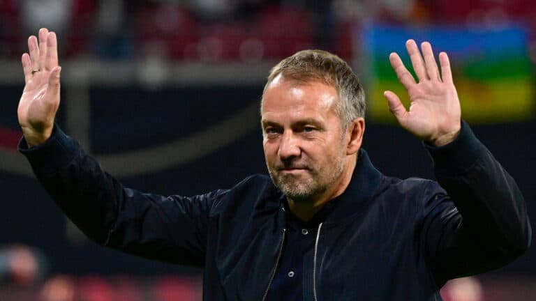 Hansi Flick: “O PSG demonstrou ser melhor que nós”