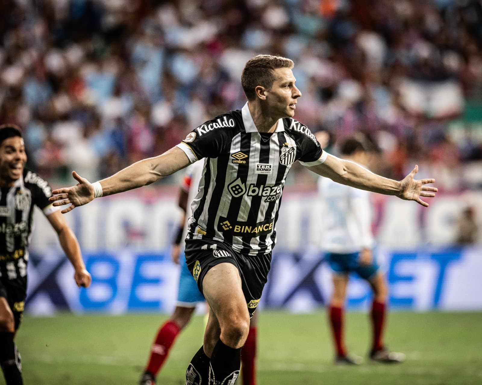 Julio Furch comemora gol do Santos contra o Bahia na Fonte Nova - Santos FC/Divulgação