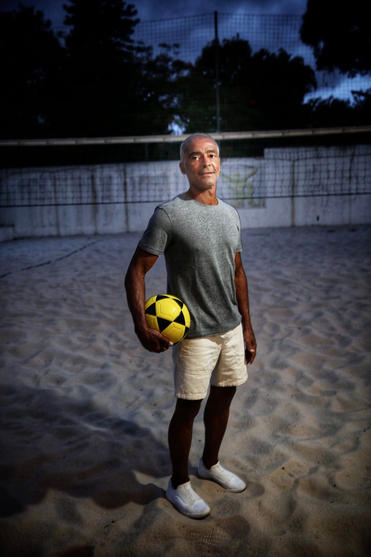 Romário, em sua casa na Barra da Tijuca - Alexandre Battibugli/PLACAR