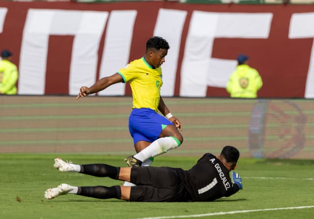 Endrick passou em branco diante dos paraguaios - Joilson Marconne/CBF