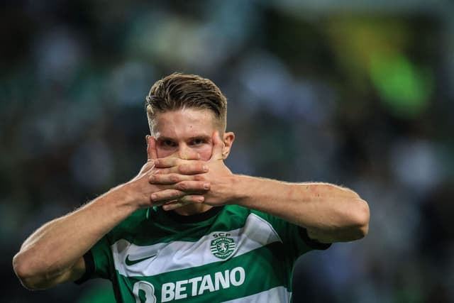 Gyökeres comemora um dos 36 gols pelo Sporting na atual temporada - Patricia de Melo Moreira/AFP