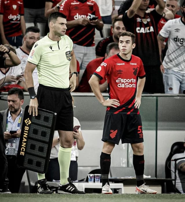 Dudu, Athletico-PR, Reprodução/Instagram/@dudukogitzki