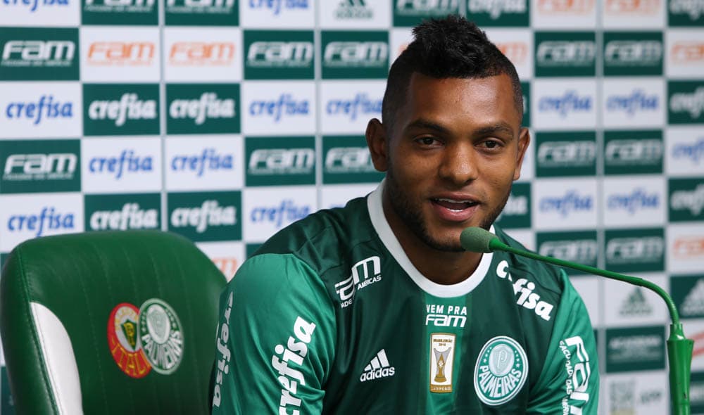 Black Friday da bola: jogadores que podem chegar sem custos