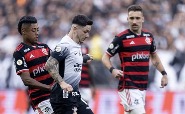 Corinthians e Flamengo em confronto recente, na Neo Química Arena - Rodrigo Coca/Agência Corinthians