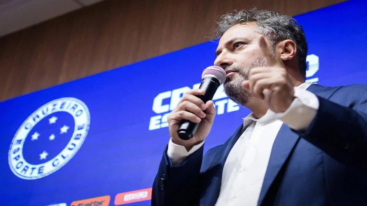 Mattos fala sobre possível chegada de Renato Gaúcho no Cruzeiro