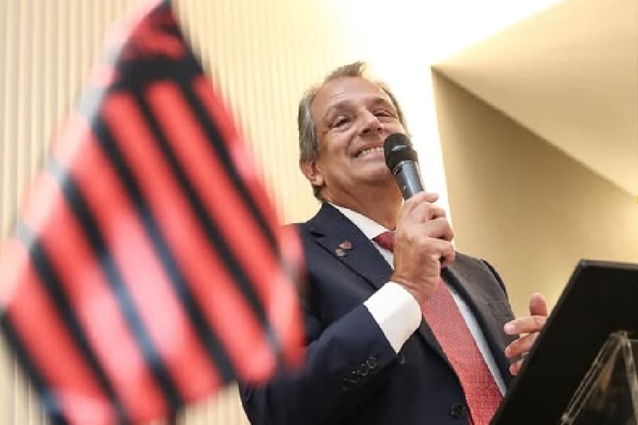 Flamengo tem faturamento milionário na janela de transferência