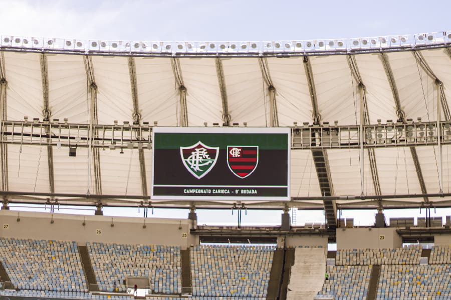 Brasileirão: rivais criticam adiamento de Fla-Flu no Maracanã