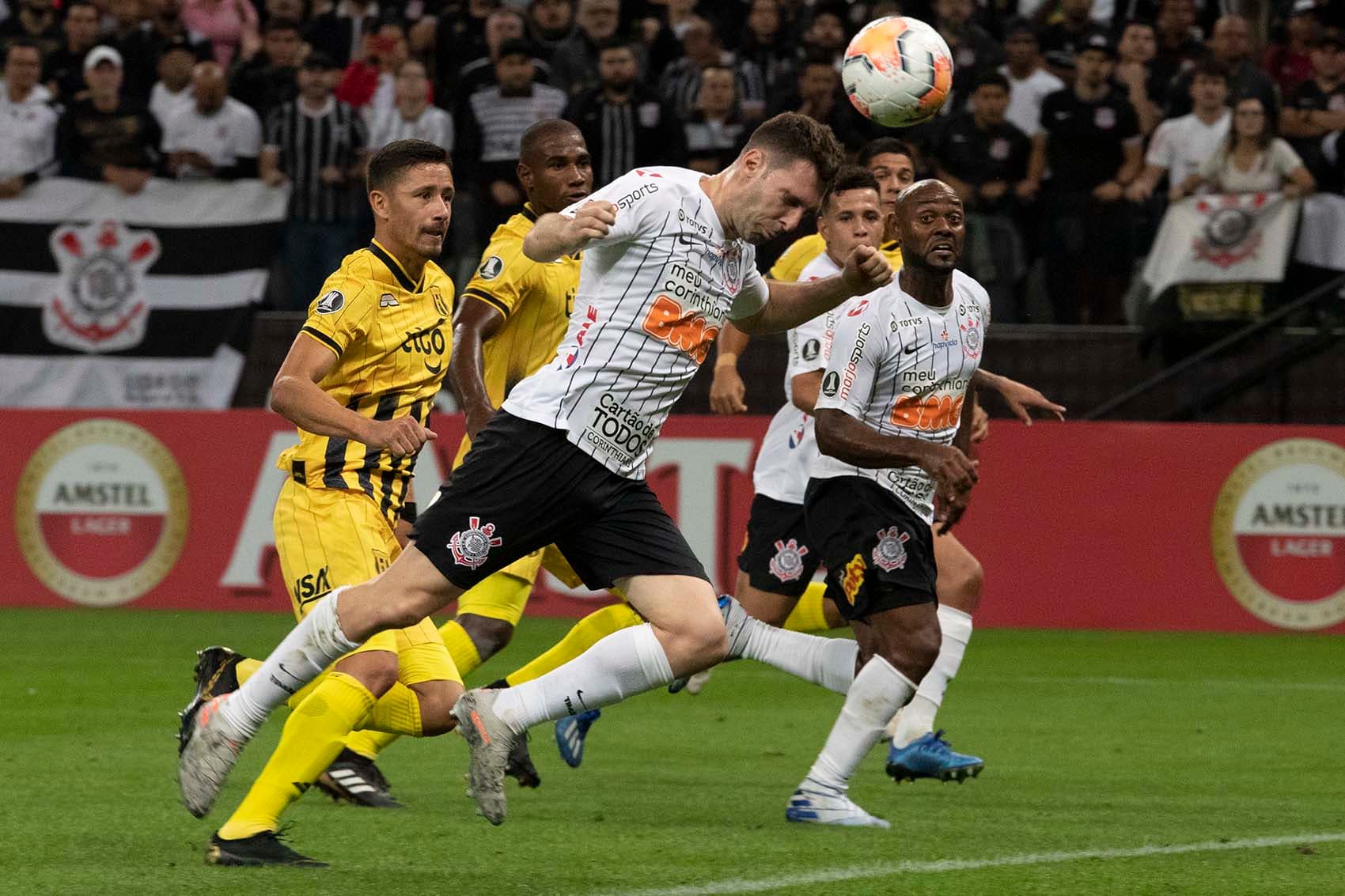 Boselli em ação na eliminação do Corinthians contra o Guaraní - Foto: Daniel Augusto Jr. / Ag. Corinthians