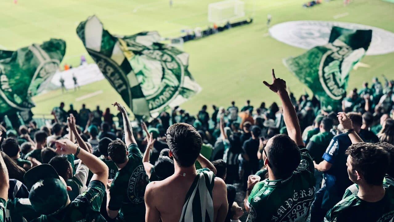 Coritiba busca se manter no G4 contra a Ferroviária: Onde assistir ao vivo
