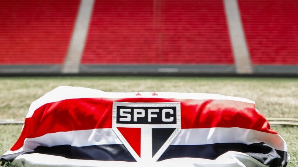 São Paulo lidera vendas de jogadores no Brasil com R$ 2,7 bilhões