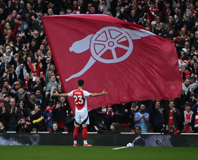Mikel Merino comemora o gol do Arsenal contra o Chelsea - EFE/EPA/DANIEL HAMBURY