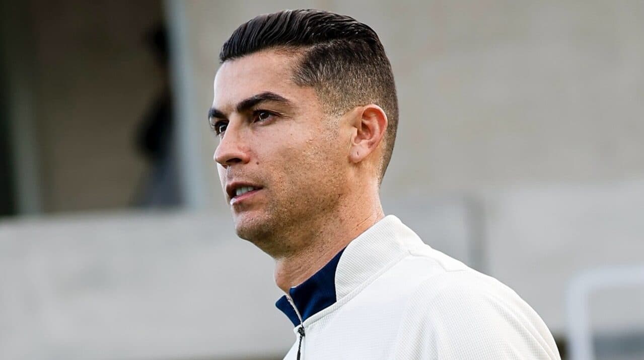 Cristiano Ronaldo alcança marca histórica de 219 jogos por Portugal