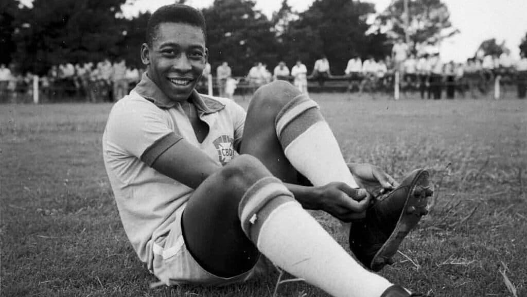 Os 3 jogadores de futebol com mais gols em única temporada