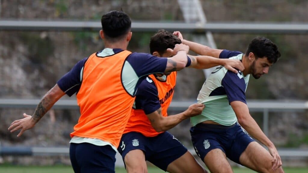 Las Palmas e Rayo Vallecano medem forças na La Liga; assista ao vivo