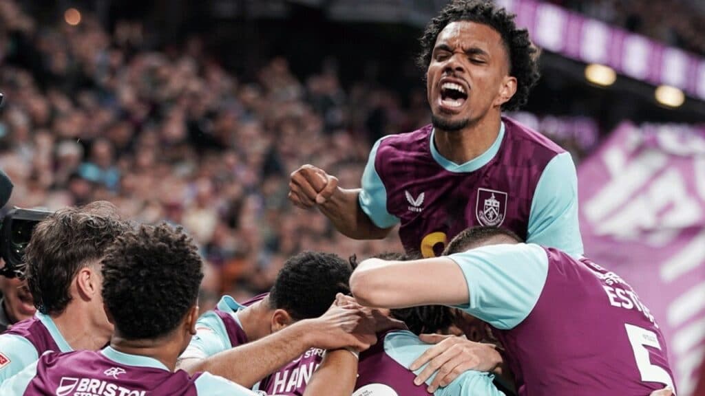 Burnley x Crystal Palace: onde assistir, horário e escalações na Premier League