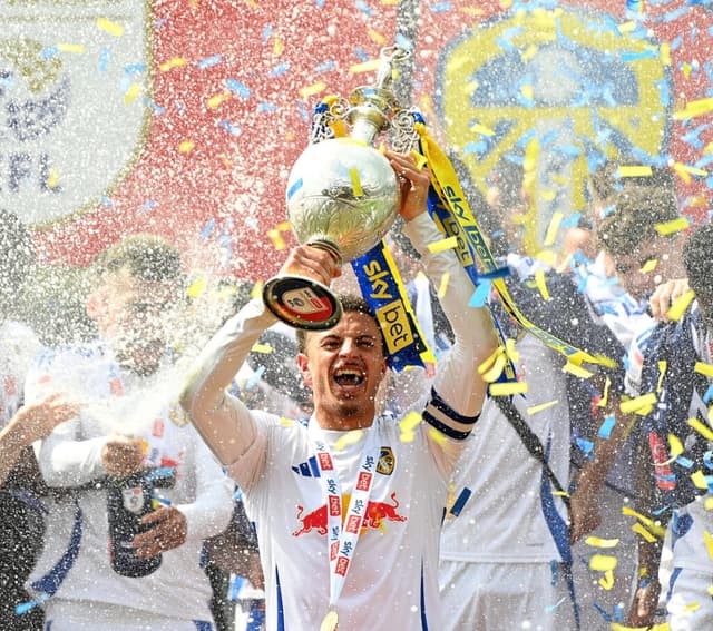 Leeds United foi campeão da Championship - Divulgação / Leeds United