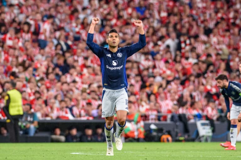 United e Tottenham vencem e encaminham final inglesa na Liga Europa