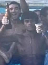 Deco e Gabiru durante comemoração de título do CSA / Reprodução