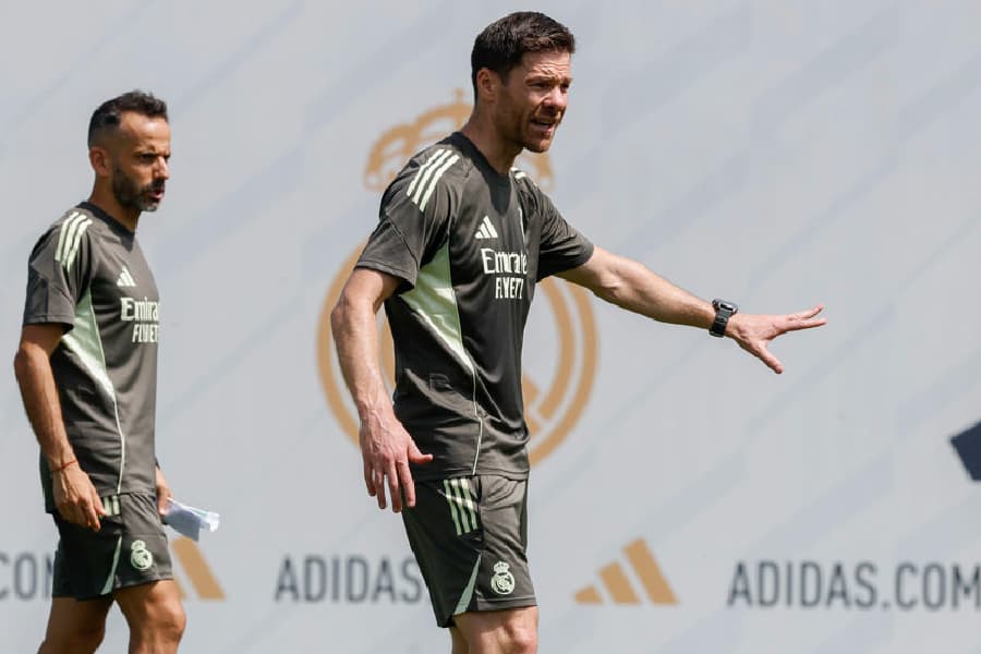 Xabi Alonso faz sua estreia pelo Real Madrid - EFE