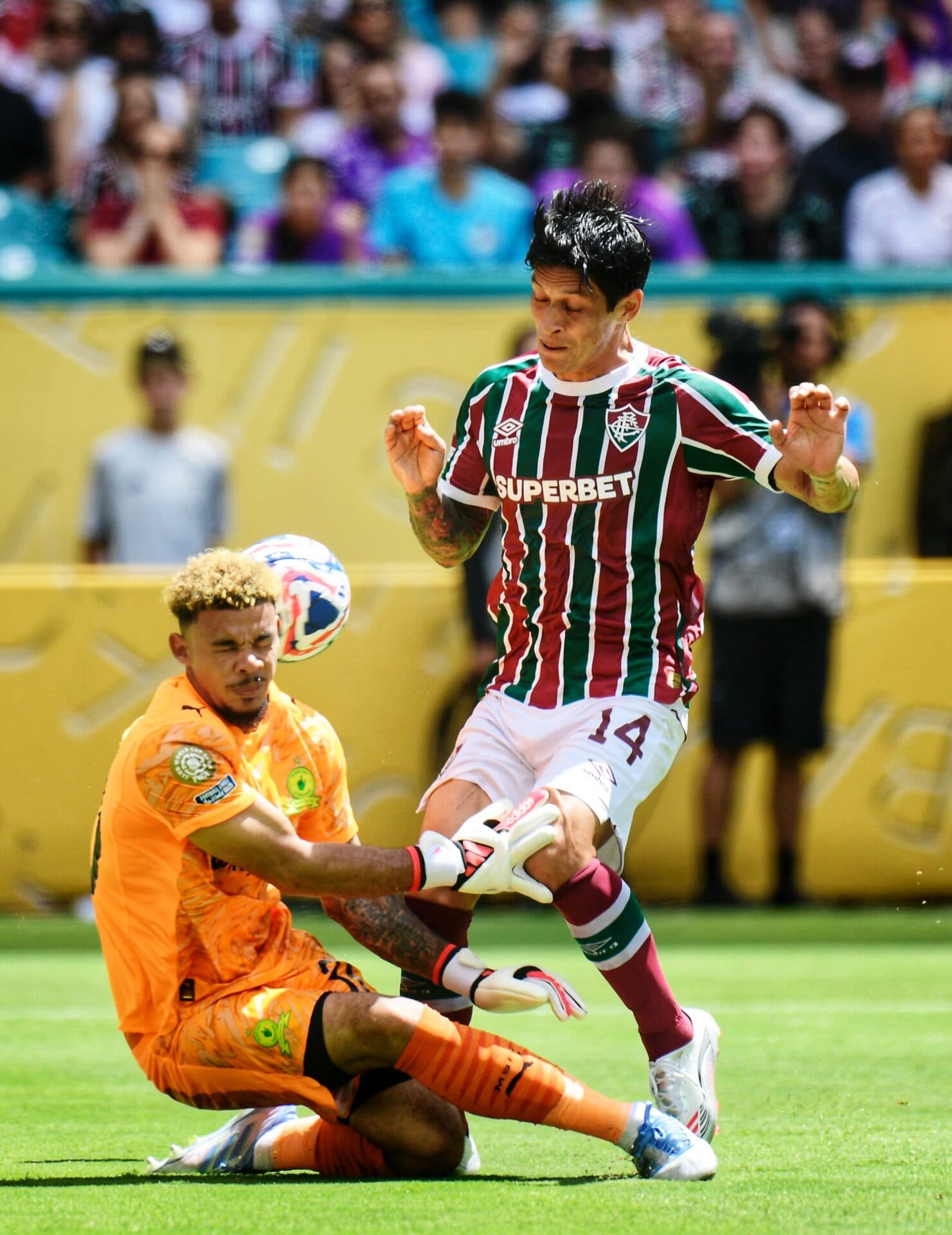 German Cano perdeu grande chance no segundo tempo - Alexandre Battibugli/Placar