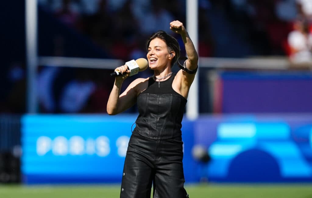 Gala Rizzatto, cantora italiana e dona do sucesso musical do Mundial de Clubes - Oscar J Barroso / Europa Press / Getty Images