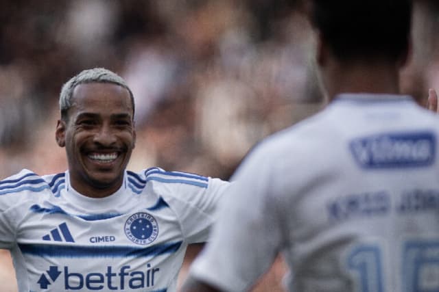 Cruzeiro cola no líder Flamengo: resumo e resultados da 18ª rodada