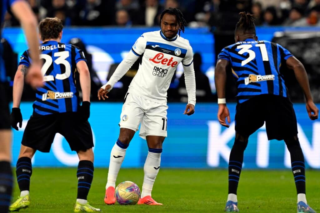 Lookman pode trocar Atalanta por Inter de Milão - EFE/EPA/STRINGER