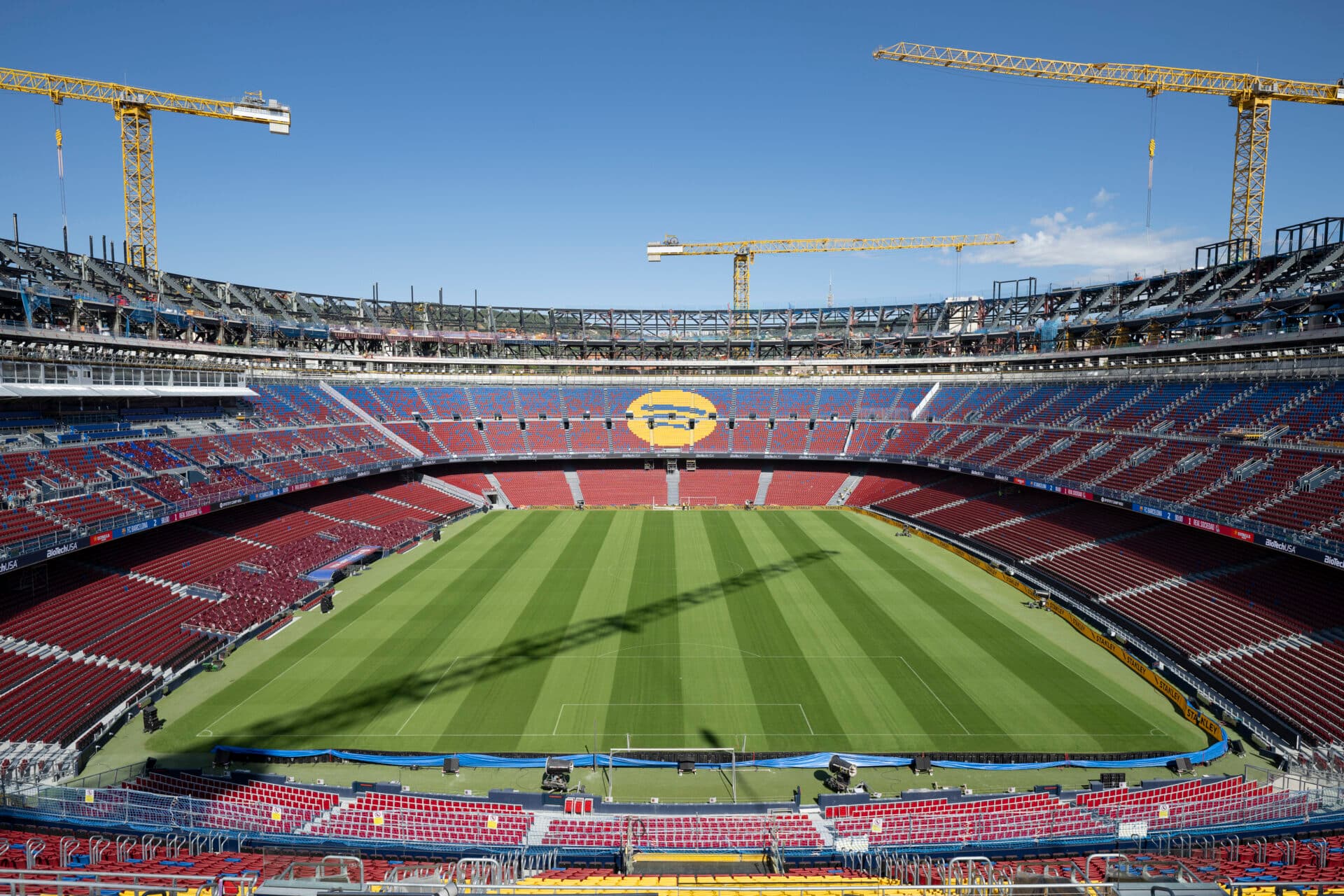 Camp Nou segue em reforma desde maio de 2024 - Josep LAGO / AFP