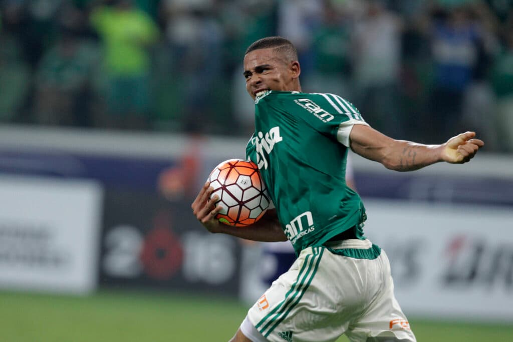 Gabriel Jesus com a camisa do Palmeiras em jogo da Libertadores de 2016 - EFE/Sebastião Moreira
