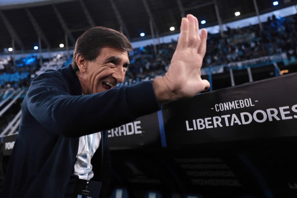 Gustavo Costas, o caricato e ídolo do Racing como jogador e agora técnico - EFE/ Adan González