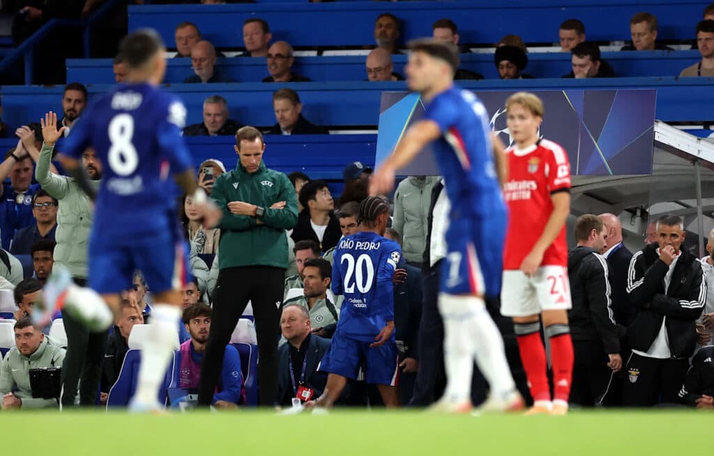 João Pedro é expulso em Chelsea x Benfica pela Champions - Divulgação / Chelsea