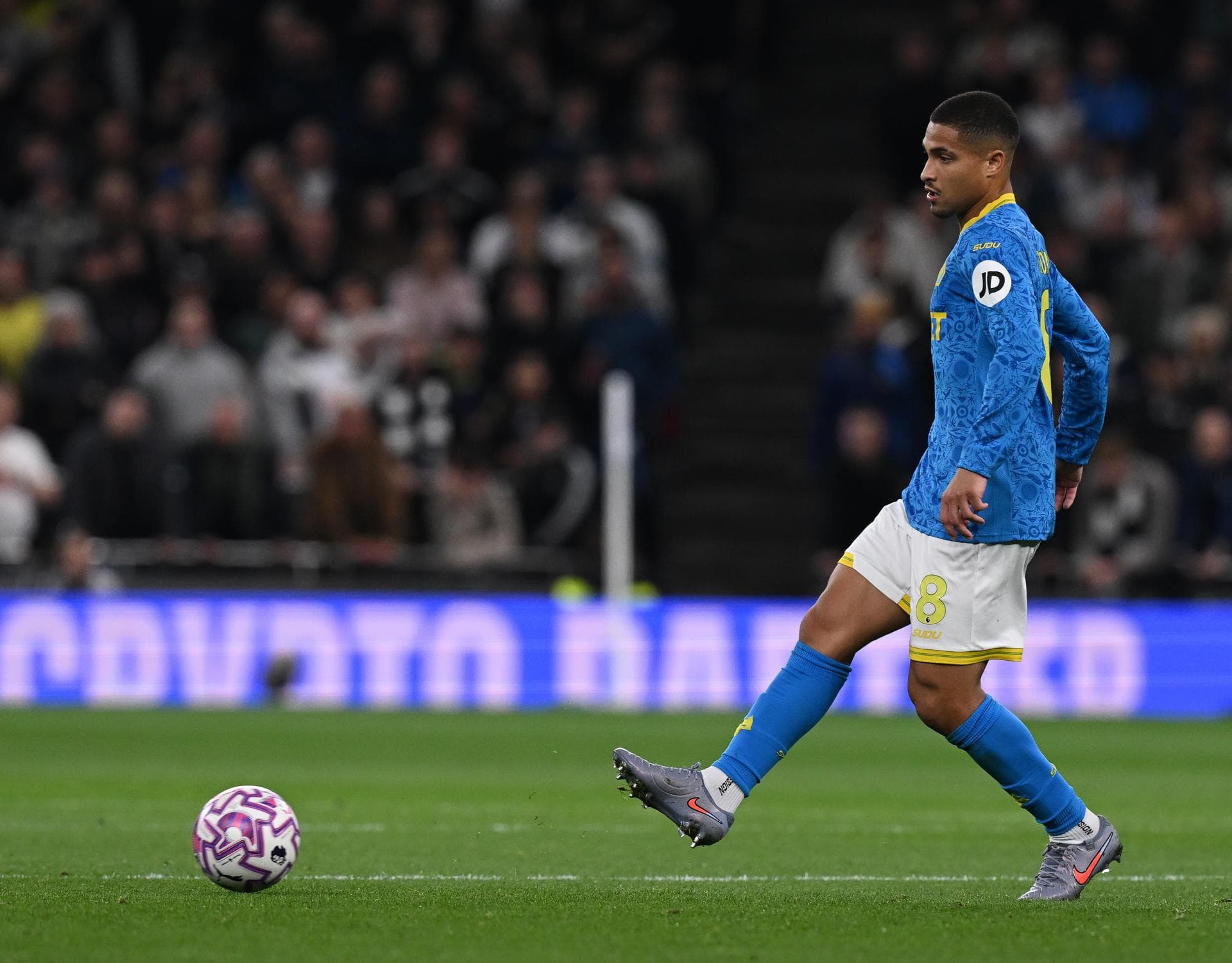 Atlético de Madrid intensifica busca por João Gomes, rebaixado com Wolves