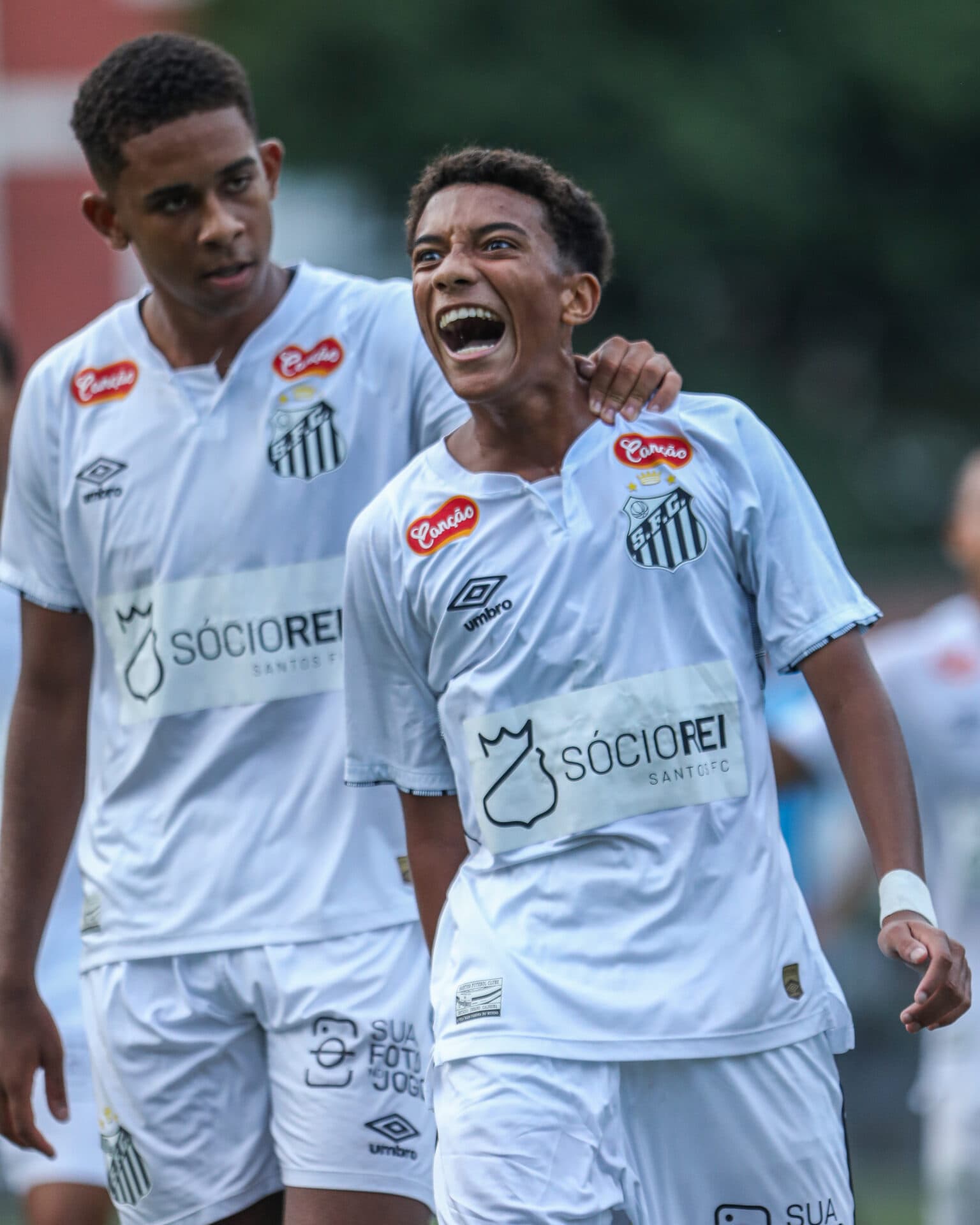 Franzino e com apenas 51 kg, joia desperta atenção do clube em seu desenvolvimento - Reinaldo Campos/Santos FC