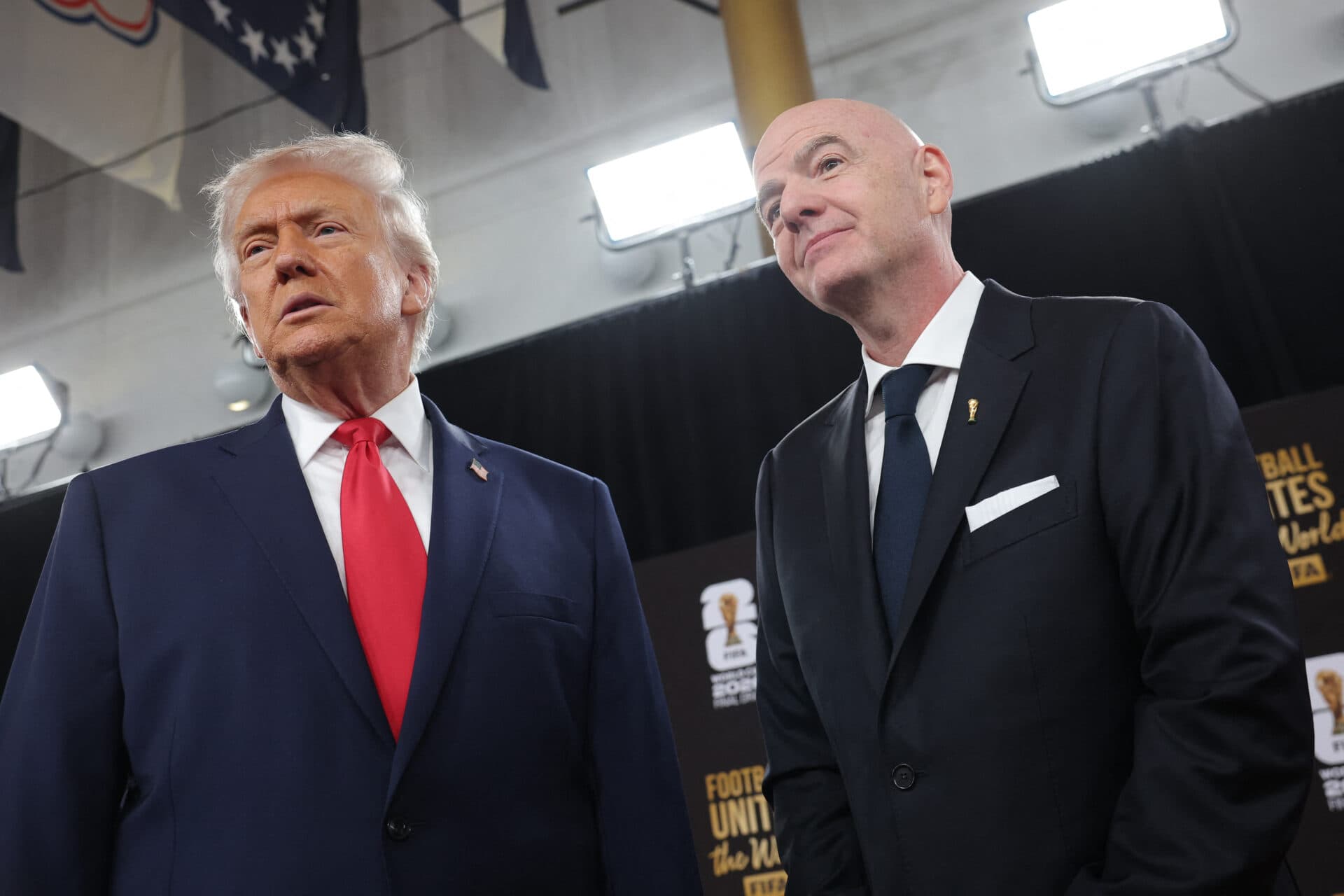 Trump e Infantino discursaram juntos na Trump Tower, em Manhattan - Kevin Dietsch/Getty Images via AFP