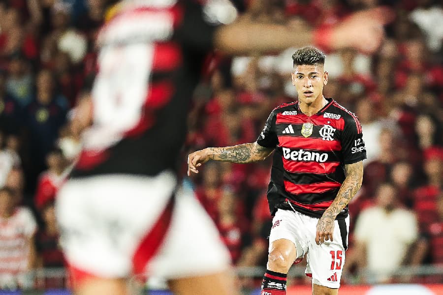 Por que mesmo suspenso, Carrascal pode jogar nesta quinta?