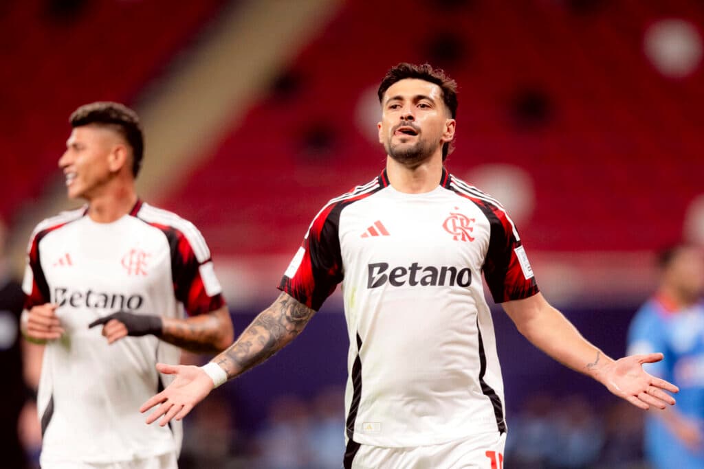 Arrascaeta foi o melhor jogador do Flamengo em temporada vitoriosa de 2025 - Gilvan de Souza/Flamengo