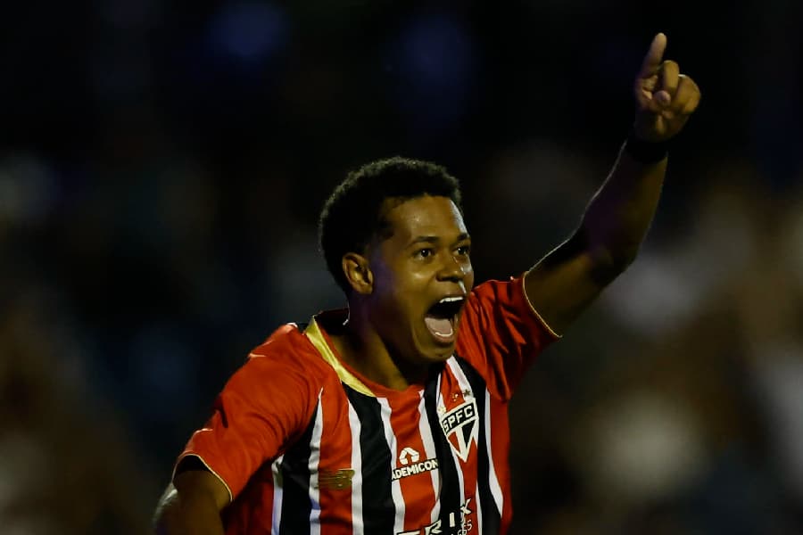 São Paulo, de Paulinho, é o atual campeão da Copinha - Miguel Schincariol / Divulgação / São Paulo FC