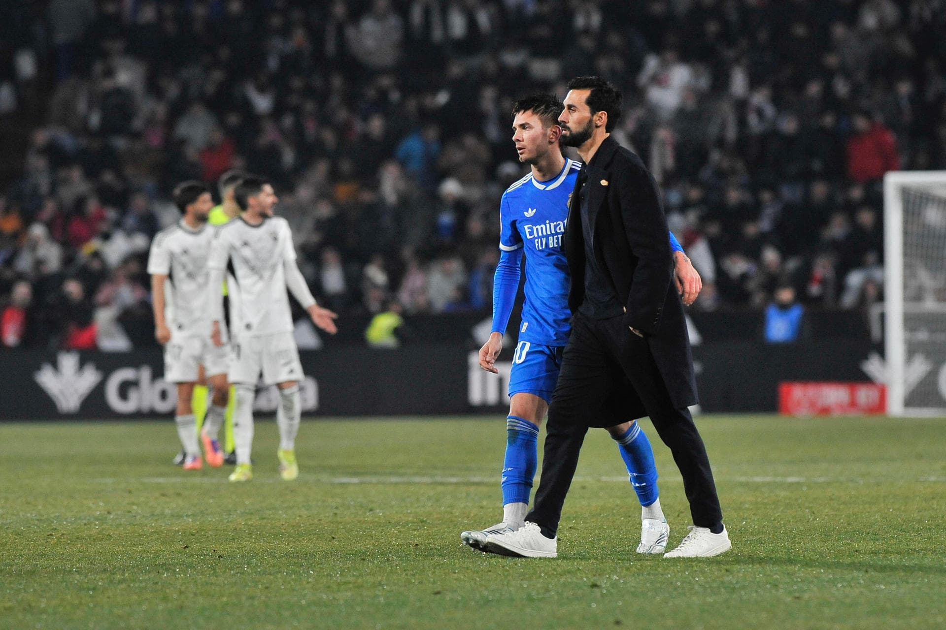 Eliminação aumenta crise no Real Madrid: ‘Somos motivo de chacota’